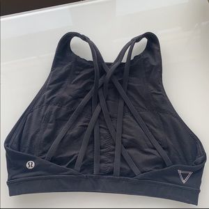 Lululemon Free to be Serene Bra